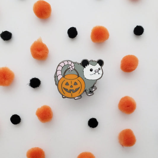 Trick-or-Treat Possum enamel pin // Halloween pin